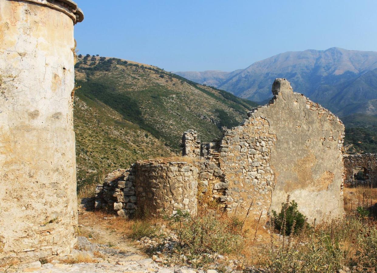 Mpolanos Guesthouse Химар Екстериор снимка