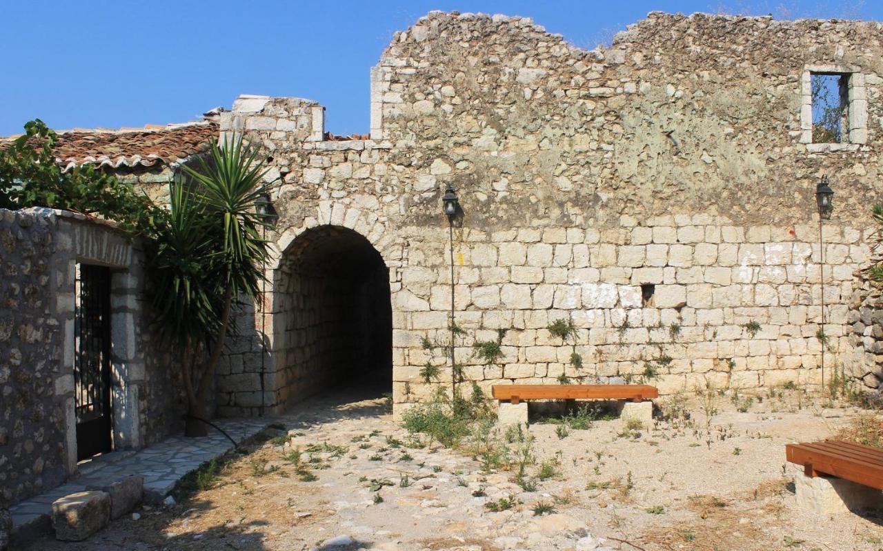 Mpolanos Guesthouse Химар Екстериор снимка
